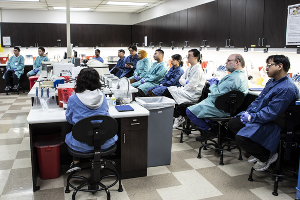 CLS students in lab class.