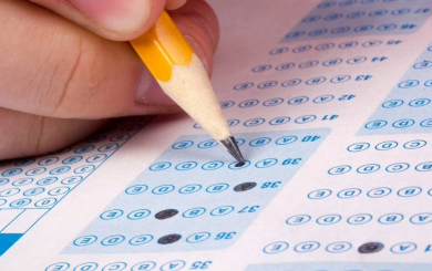 Pencil filling in Scantron