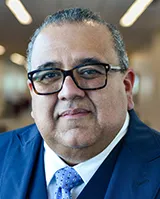 Dr. Carlos Guerrero