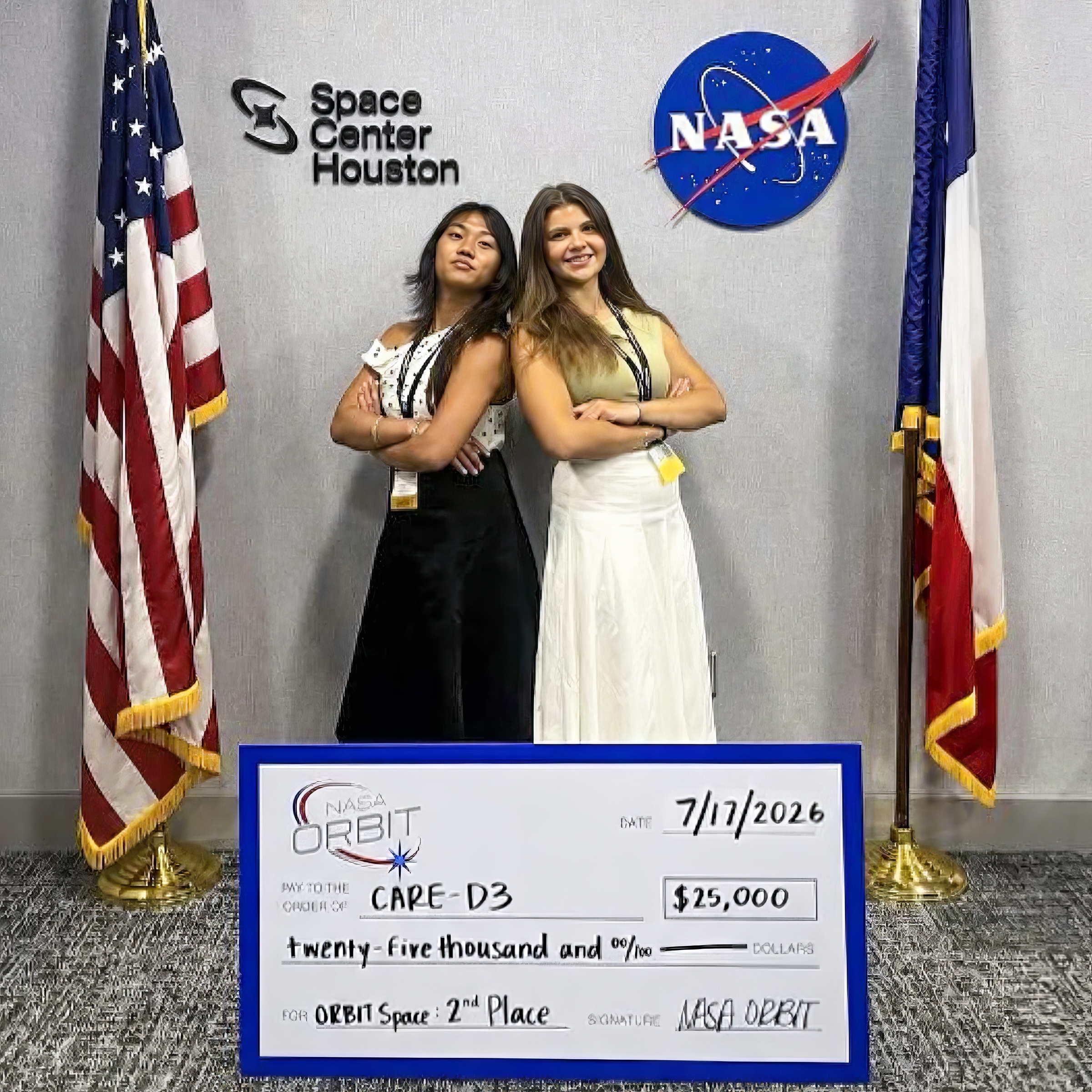 Students Sophia Cranshaw and Tatiana Torrecampo