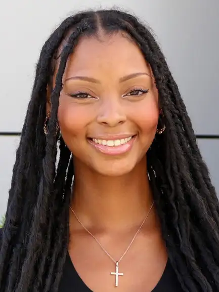 Shauntell Lowe
