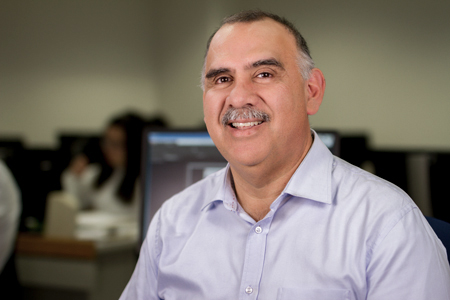 faculty - Victor Corona,