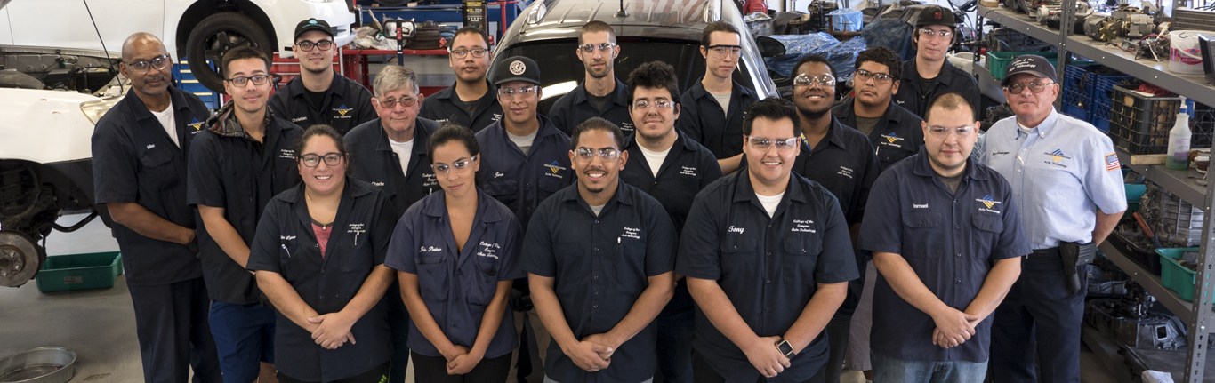 COC Automotive students & faculty. 
