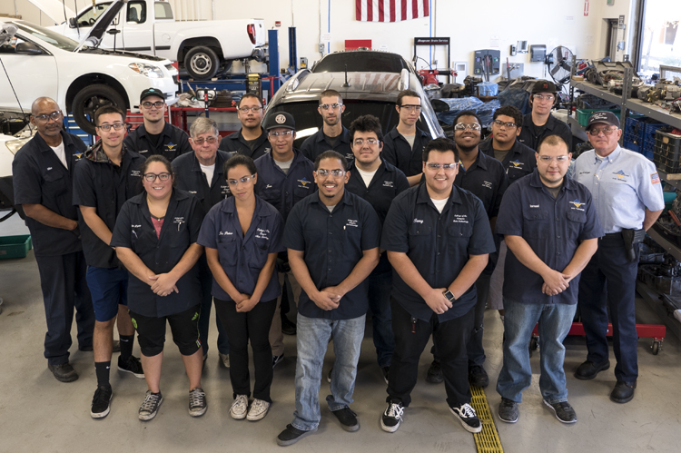 COC Automotive students & faculty. 