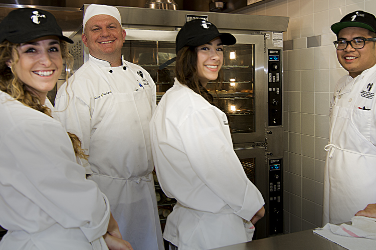 Bakery chef instructor with iCUE students. 