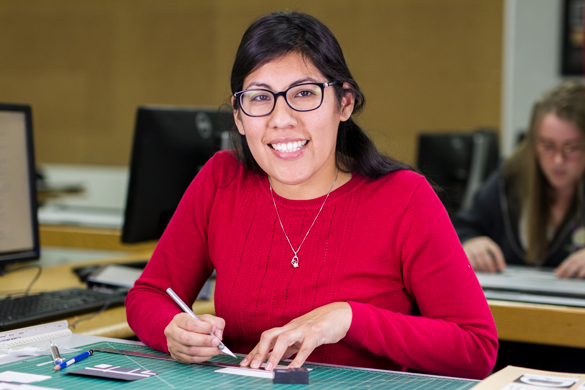 Student working in class. 